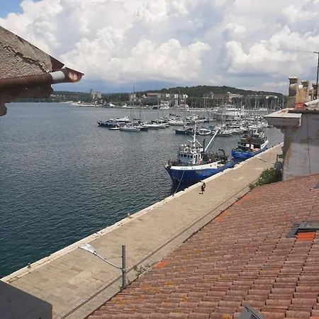 Apartment Sea View In The Center Of