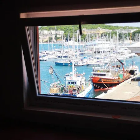 Sea View In The Center Of Apartment